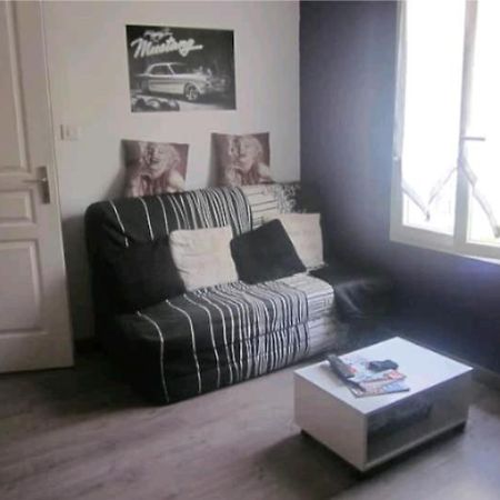 Ferienwohnung En Ville,Le Calme De La Campagne Moulins  Exterior foto